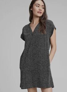Gap Factory Women's V-Neck Lightweight Dress Black & White Polka Dots Size S